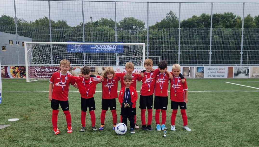 Starker Auftritt beim Johnen Automobile Cup in Eupen – Unsere U9-1 holt Platz 2 und den Fairplay-Preis