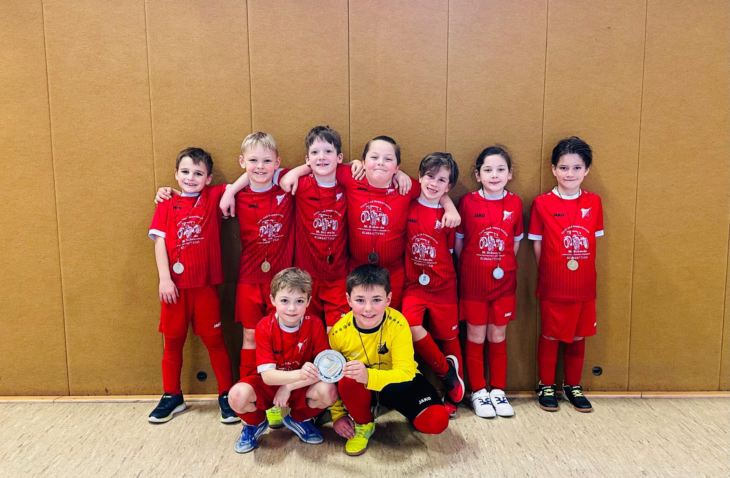 Wardener Leoparden (U8) holen starken 3. Platz beim Aureme Hallencup 2026 / Auszeichnung für das Trainerteam